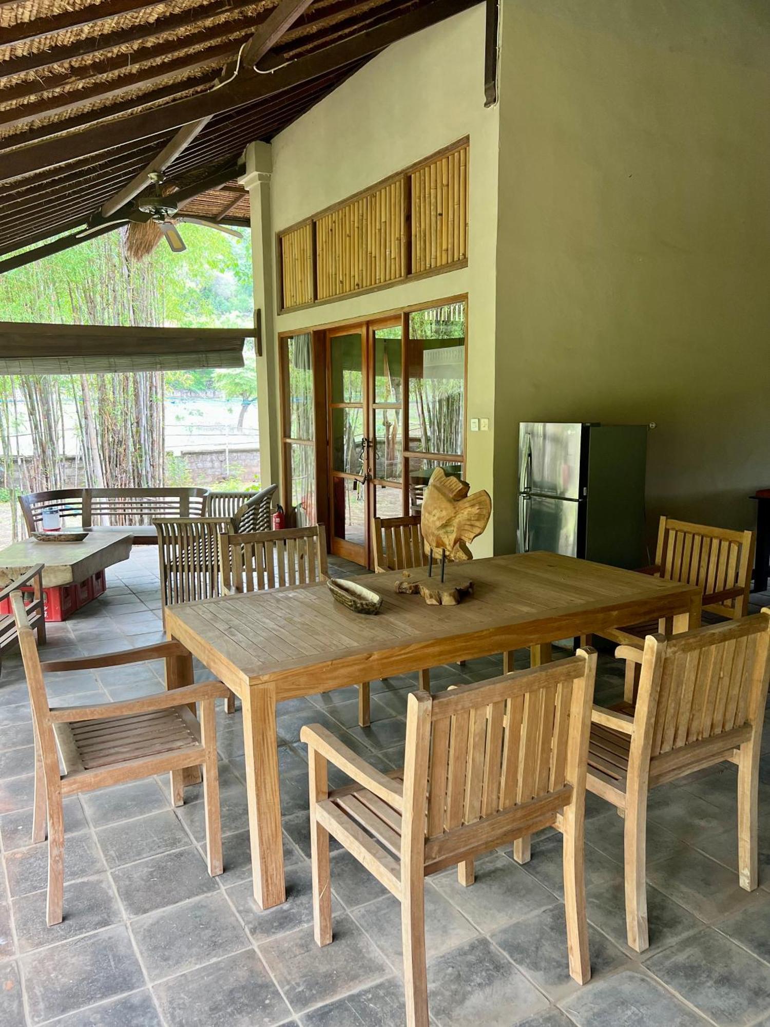 Sunia Loka Bungalows & Dive Center 페무테란 외부 사진